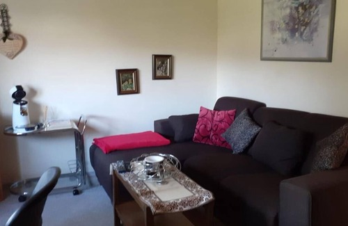 Segeten Apartment | Charming Vacation Apartment with Lake View & Eat-In Kitchen