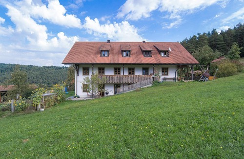 Chamerau Apartment | Inviting Vacation Home with Panoramic Views & Pet-Friendly