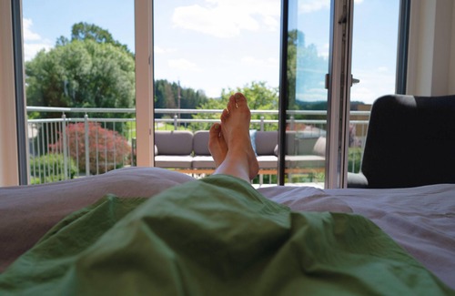 Wunsiedel Apartment | Cozy Vacation Home with Large Balcony & Breakfast Included