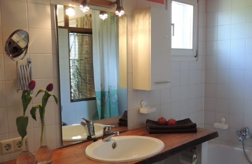 Kleinpestitz/Mockritz Apartment | Inviting Vacation Home with 10/10 Guest Satisfaction