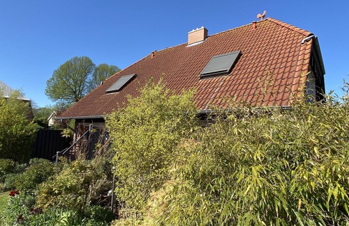Kopendorf House | Relaxing Vacation Home Near Beach with Garden & Terrace