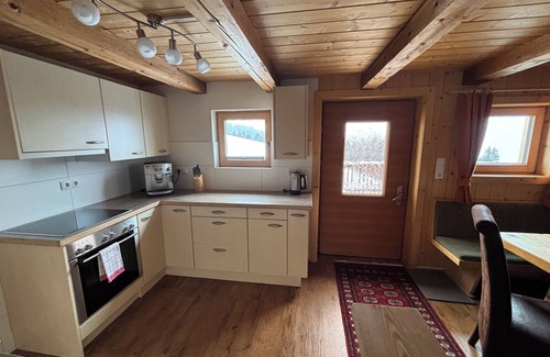 Aschau Im Zillertal Cabin | Cozy vacation hut with a magnificent view of the Zillertal mountains
