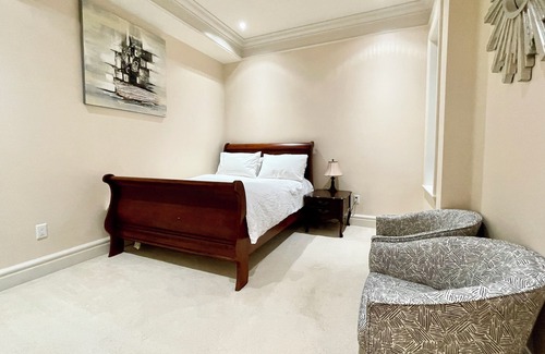 Oakridge House | Inviting Vancouver Guest House Near All Major Attractions