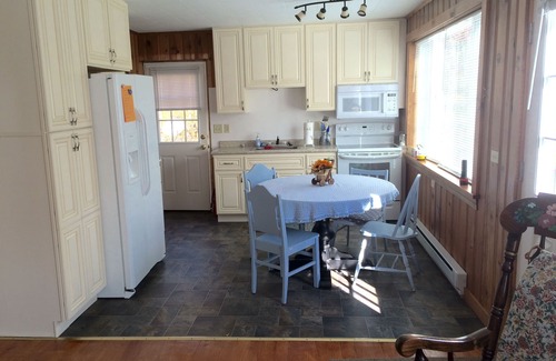 Poultney Cottage | Inviting Vermont Cottage with Ocean and Lake Views