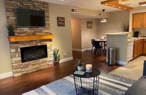 Roosevelt Condo | Inviting Villa with Pool & Spa near CRMC and Downtown