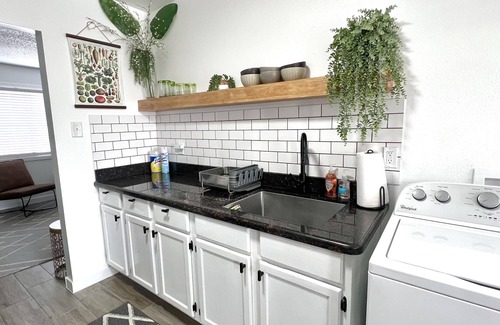 El Paso House | Pet-Friendly Westside Escape Near I-10 - Top Rated Stay