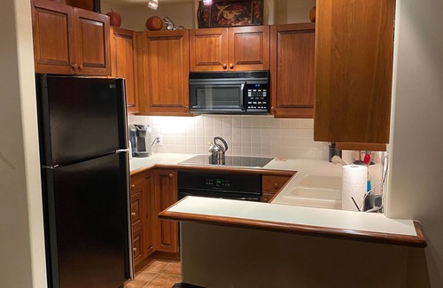 Nordic Estates House | Inviting Whistler Creekside Ski-in/Ski-out Cabin with Hot Tub