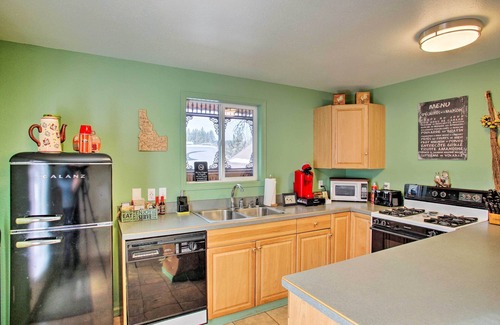 Winchester Cabin | Relaxing Winchester Lake Cabin: Perfect for Outdoor Adventures