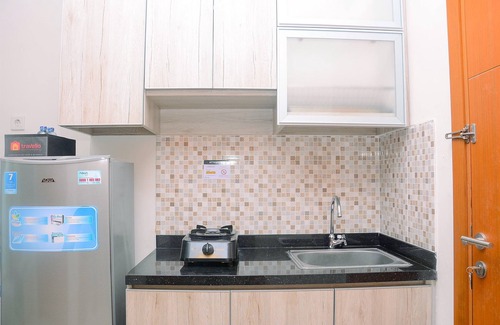 Pancoran Apartment | Inviting 2BR Woodland Park Residence with Pool & Kitchen