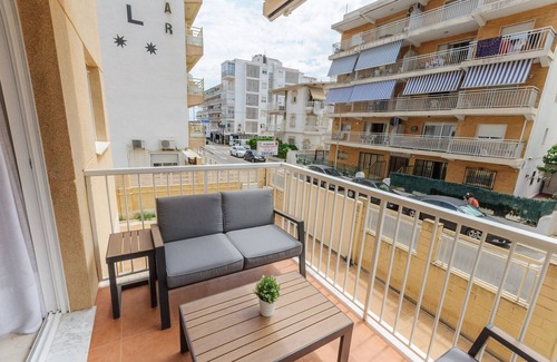 Grao de Gandia Apartment | Calmo Singular Apartments 3B: Rated 9/10 with Oceanfront Views