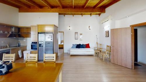 Nazareth Apartment | Inviting Wood Apartment with Scenic Nazareth Views