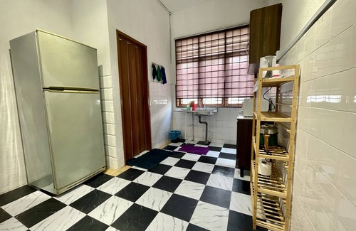 Central Seberang Perai House | Charming Getaway Near Aeon Mall with Family-Friendly Amenities