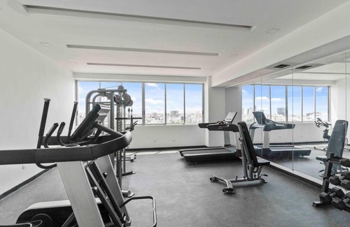 La Julia Apartment | Inviting Family Home with Pool, Gym and Pet-Friendly Perks