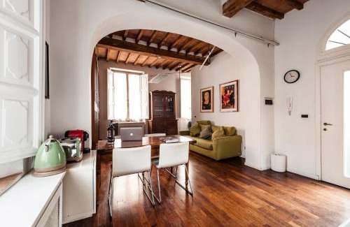 Pisa City Centre Apartment | Discover The Galileo Apartment: 4-Star, Family-Friendly Stay