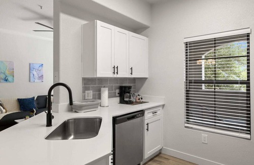 Chandler Apartment | Pet-Friendly CozySuites Chandler with Pools & Jacuzzi
