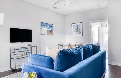 Music Row Apartment | CozySuites Music Row: Pet-Friendly 4-Star Retreat
