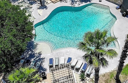 Barton Hills Apartment | Inviting CozySuites Studio with Pool & Pet-Friendly Access