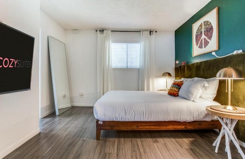 Barton Hills Apartment | Inviting CozySuites Studio with Pool & Pet-Friendly Access