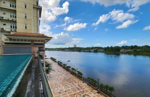 Kuching Apartment | Cozzy Riverine Resort RDA 12-08C