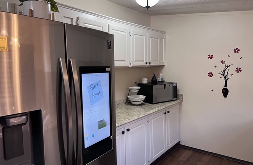 Harlingen House | Inviting Texas Home with Spa and Pet-Friendly Amenities