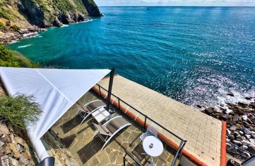 Riomaggiore House | Pet-Friendly Retreat at Crêuza de Mä - 10/10 Guest Rated