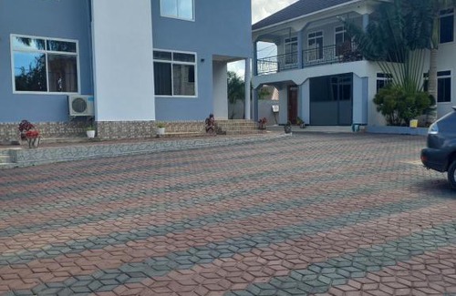 Mbezi House | Top-Rated CR 74 Goba Lodge with Breakfast & Family-Friendly Perks