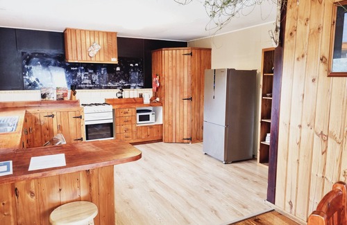 Moina Cottage | Scenic Cradle Alpine Retreat: Cozy Cottage with Lake View