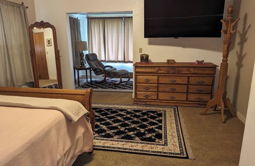 South Capitol House | Cozy Craftsman Home with Lake View & Family-Friendly Amenities