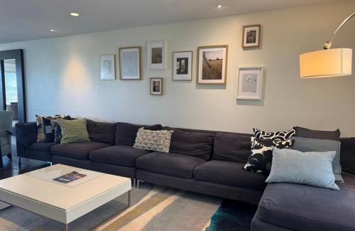 Rainier Valley House | Scenic Craftsman Hotel Overlooking Seattle's Skyline