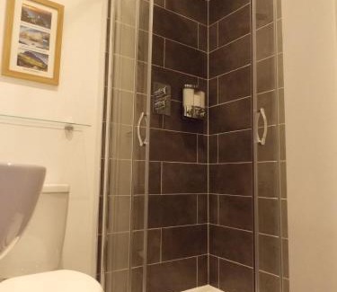 Caergeiliog Bed & Breakfast | Oceanfront Escape at Craig Eithin B & B - Rated 9.5/10