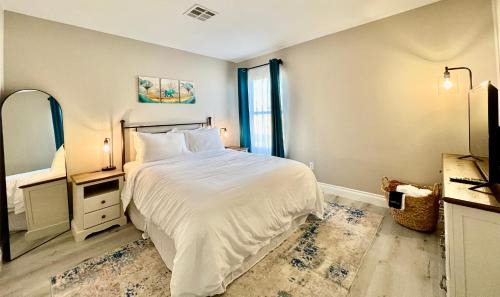 North Las Vegas House | Family-Friendly Craig Ranch HomeShare with 24/7 Care