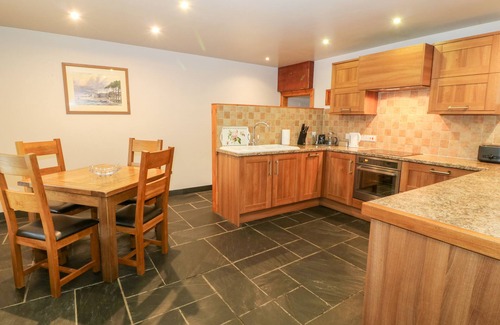 Tywyn Cottage | Premier Stay at Craig Y Deryn - Pet & Child Friendly
