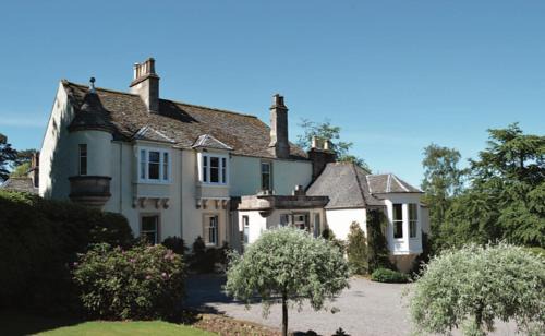 Craigellachie House | Top-Rated Craigellachie Lodge: Family-Friendly Getaway