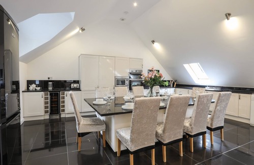 Bangor Cottage | Craigfa Cottage: Pet-Friendly Getaway in Bethesda