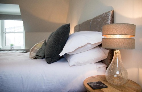 East Lewiston Bed & Breakfast | Top-Rated Craigmonie Bed & Breakfast with Family-Friendly Amenities