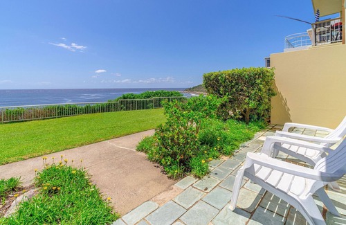 Yamba Apartment | Craigmore 5 | Oceanfront Retreat with Spectacular Views