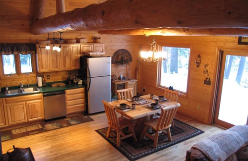 Wetmore Cabin | Exceptional Cranberry Lake Log Cabin: Private, Pet Friendly Retreat