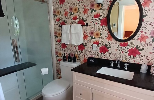 Bala Bed & Breakfast | Cranberry Moon Inn B&B