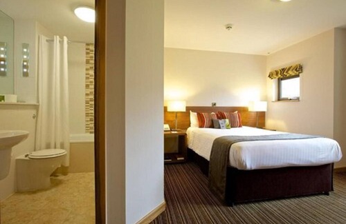 Cranfield Hotel | Premier Stay at Cranfield Management Development Centre