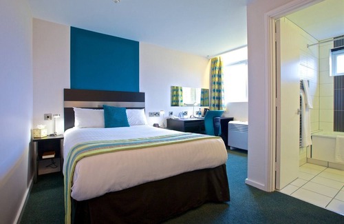 Cranfield Hotel | Premier Stay at Cranfield Management Development Centre