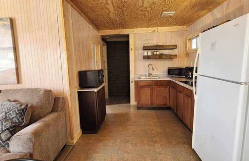 Fremont Cabin | Idyllic Crappie Cabin - Family-Friendly Resort by the River