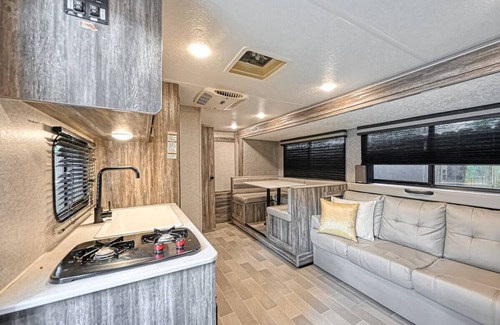 Washington Ave./ Memorial Park House | Crashpad on The Washington Ave Strip - a RV, Parking restrictions read below: