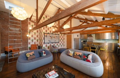 Shoreditch Apartment | Contemporary Crashpads Shoreditch Penthouse Loft with Spa