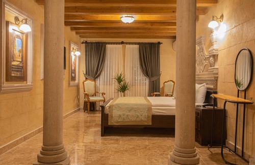 Goreme Hotel | Guest Rated Cratus Stone Palace: Eco-Friendly Retreat