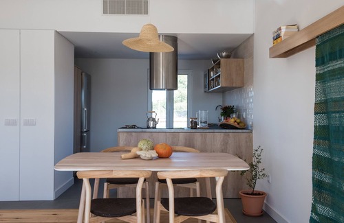 Baiona House | Relax at Craveiral Farmhouse by Belong - Pet Friendly Oasis
