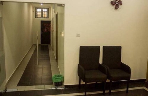 Yaba Hotel | Family-Friendly Craven Cottage Inn with Delicious Breakfast