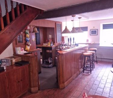 Ingleton Hotel | Discover Craven Heifer: Pet-Friendly and Family Welcoming