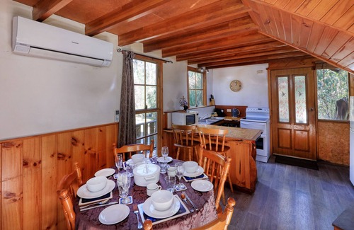 Crayfish Creek Other | Cozy Crayfish Creek Van & Cabin Park: Family-Friendly Retreat