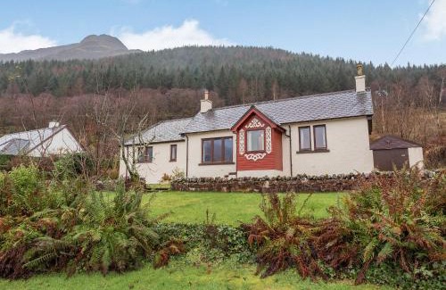 Ratagan House | Pet-Friendly Haven at Creagan Ruadh - Rated 8.8/10