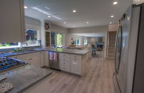 Tahoe Village House | Creek Side Summit: Family-Friendly Escape with Pool Access